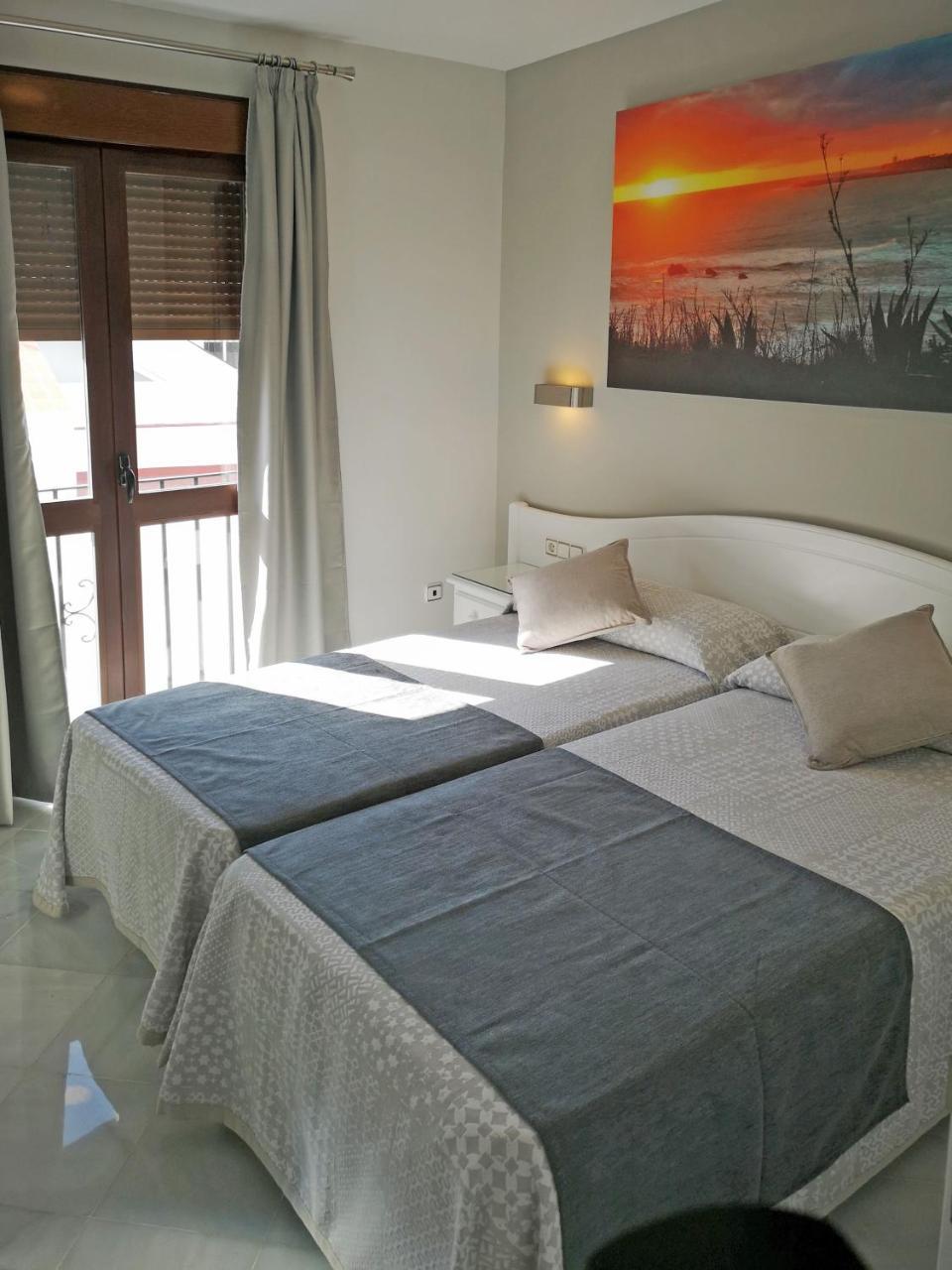 Hostal Bodega Кониль-де-ла-Фронтера Экстерьер фото