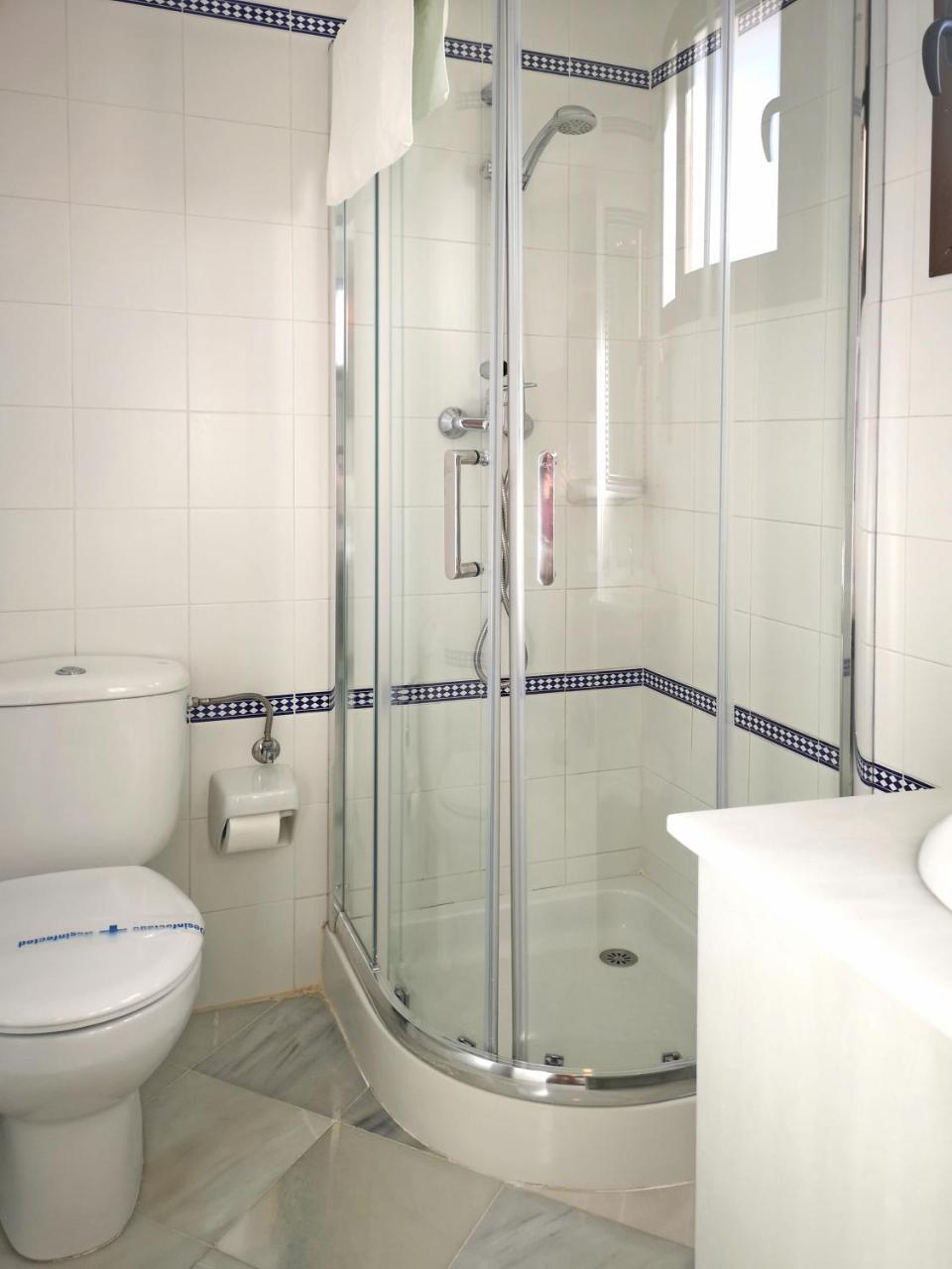 Hostal Bodega Кониль-де-ла-Фронтера Экстерьер фото